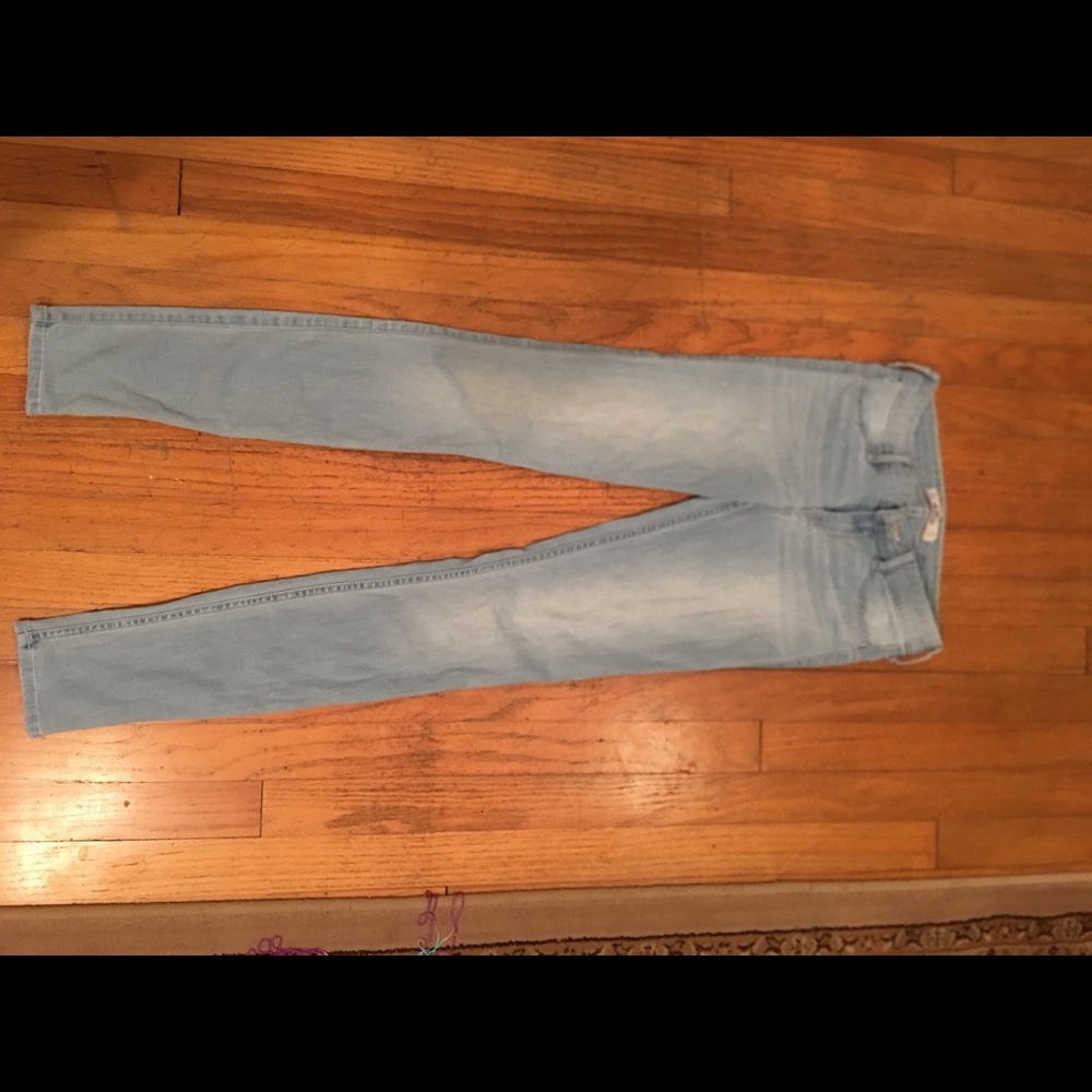 Hollister skinny jeans